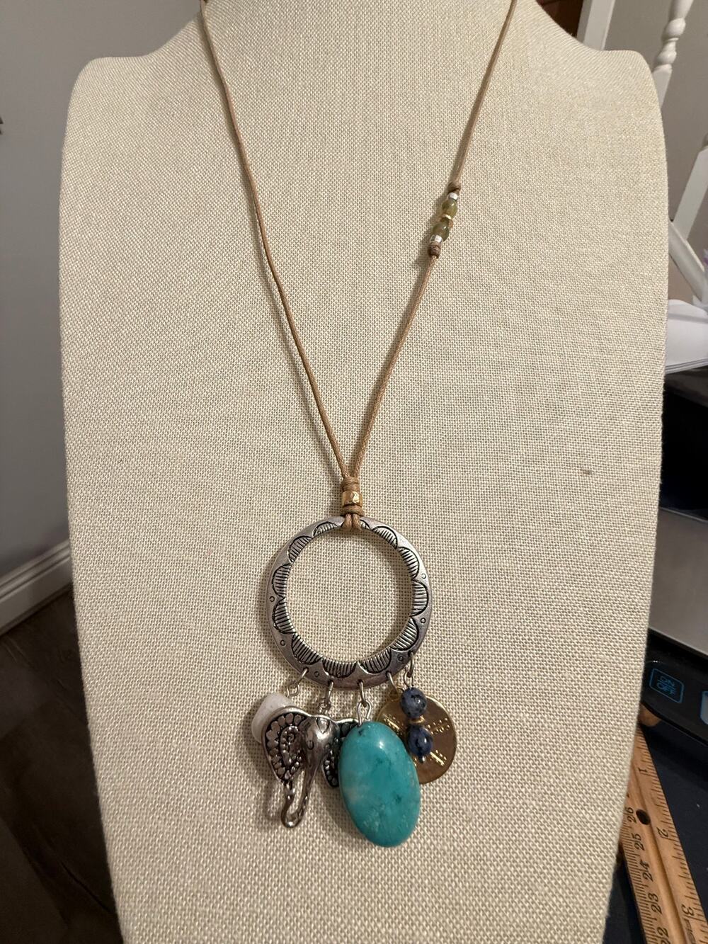Vintage Macy’s Turquoise Stone Charm Pendant Necklace NWT 26”